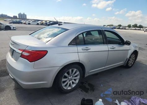 2011 Chrysler 200 Touring из США, поврежденный, VIN 1C3BC1FB5BN575770